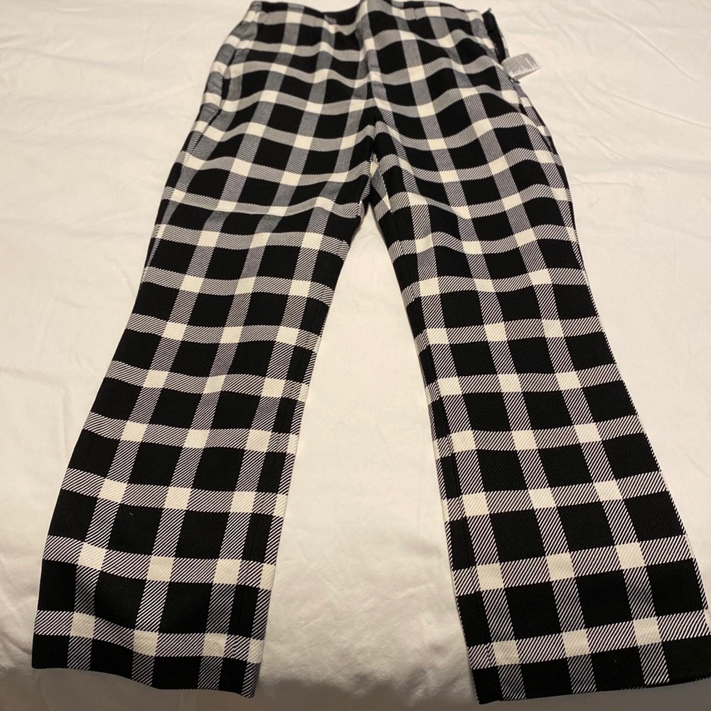 Gap flare crop pants, size 4